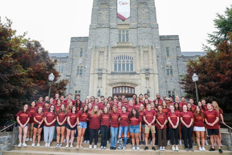 CEED Peer Mentors standing on the steps of Burruss Hall