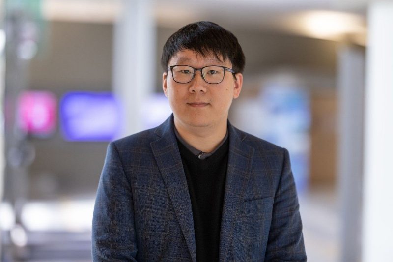 yuhao zhang