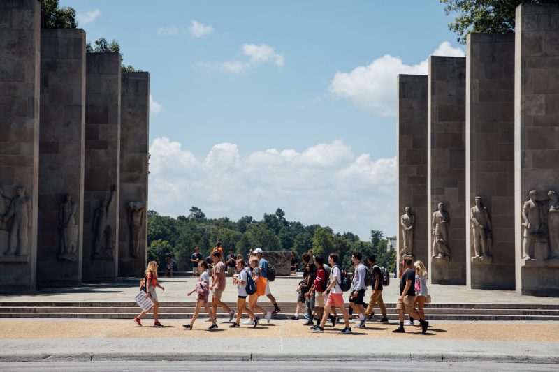 New and potential students touring Virginia Tech's campus